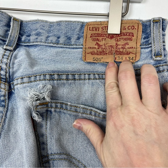 Levi’s 505 Jeans - Picture 6 of 13